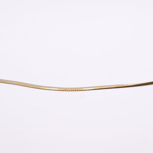 Collana Fettuccia Oro | Gioiello Minimal Chic