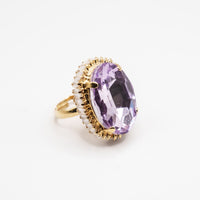 Anello Dorato con Cristallo Ovale e Zirconi