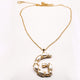 Collana Dorata con Ciondolo a Forma di Lettera Decorato con Perle e Zirconi - Gioielli Personalizzati