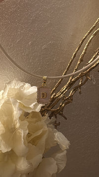 Lettera Madreperla |collana Calamita