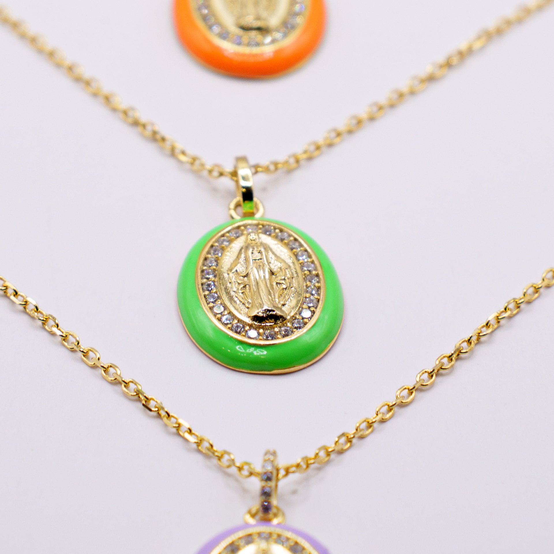 Collana Madonnina multicolor | Argento 925 Placato Oro o silver| 6 Colori Smaltati con Zirconi