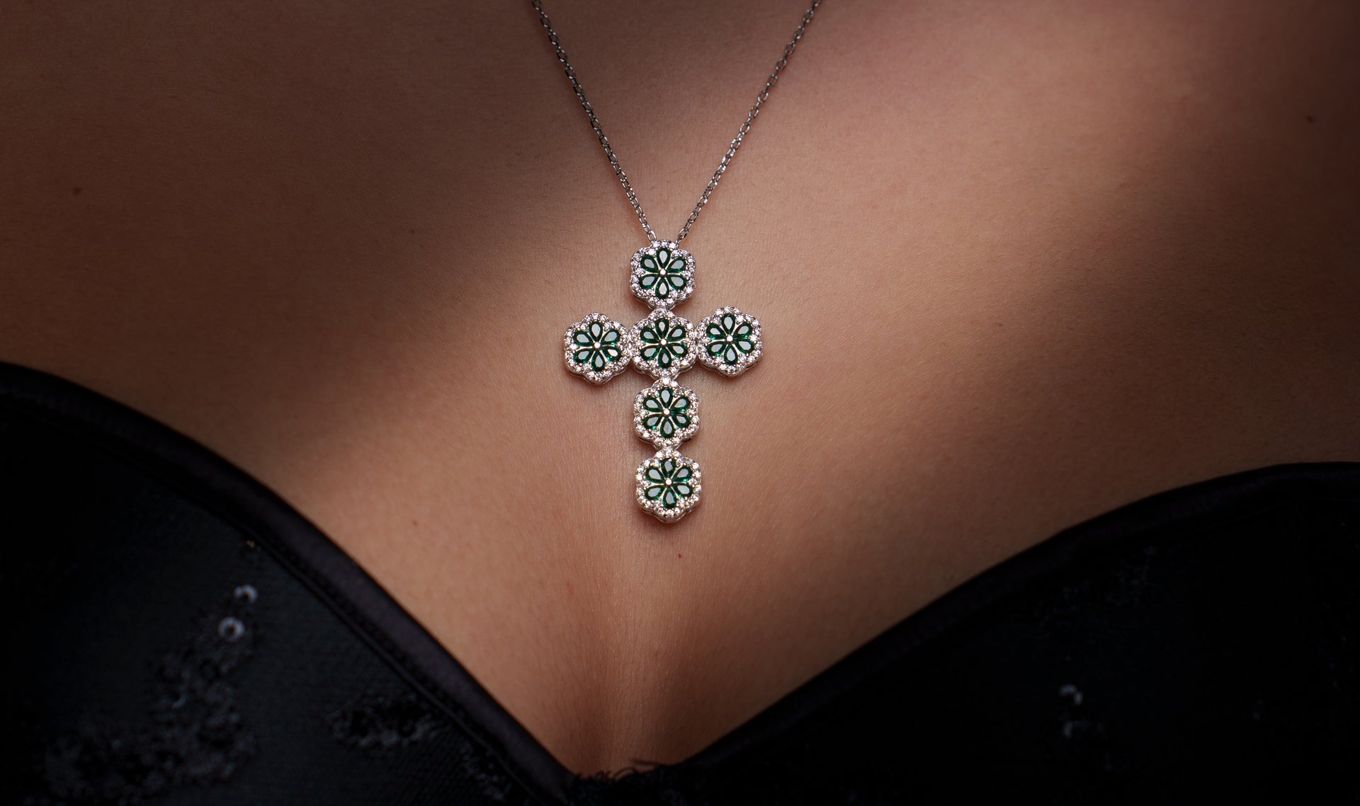 Croce Mille Luci Big - Collana a Croce Brillantata con Zirconi