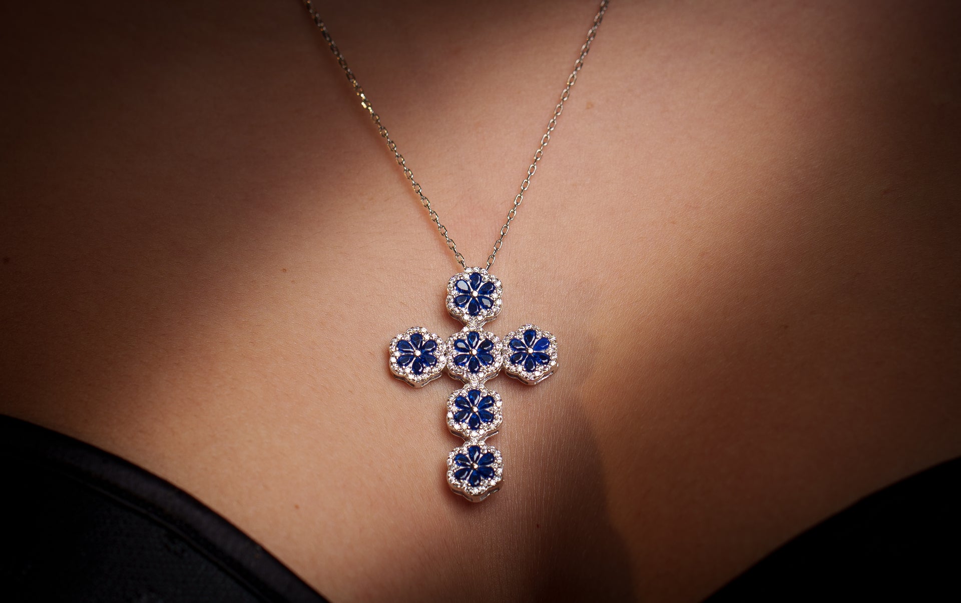 Croce Mille Luci Big - Collana a Croce Brillantata con Zirconi