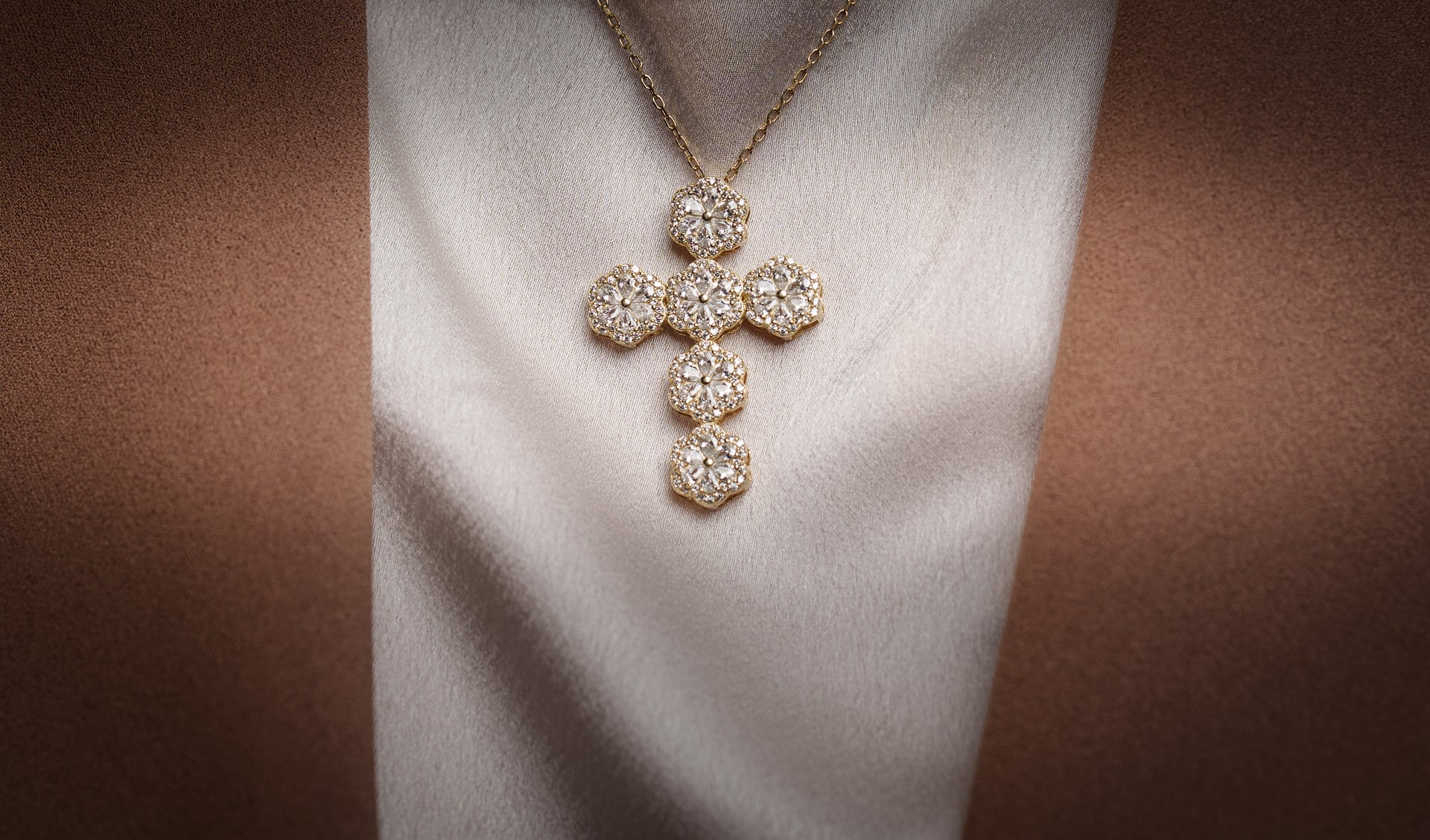 Croce Mille Luci Big - Collana a Croce Brillantata con Zirconi