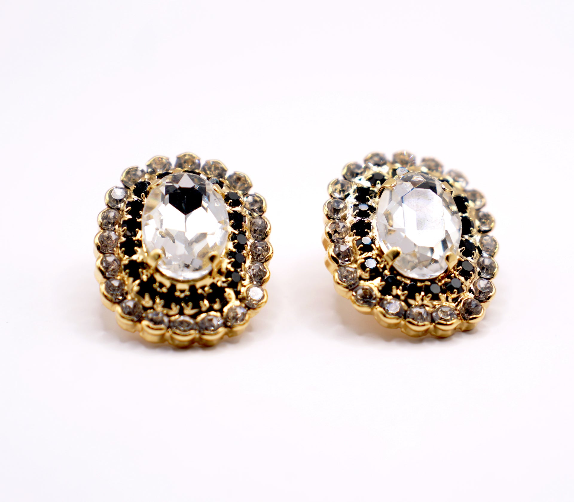 Orecchini Federica ovali| Fondo nero e strass | Gioielli eleganti donna