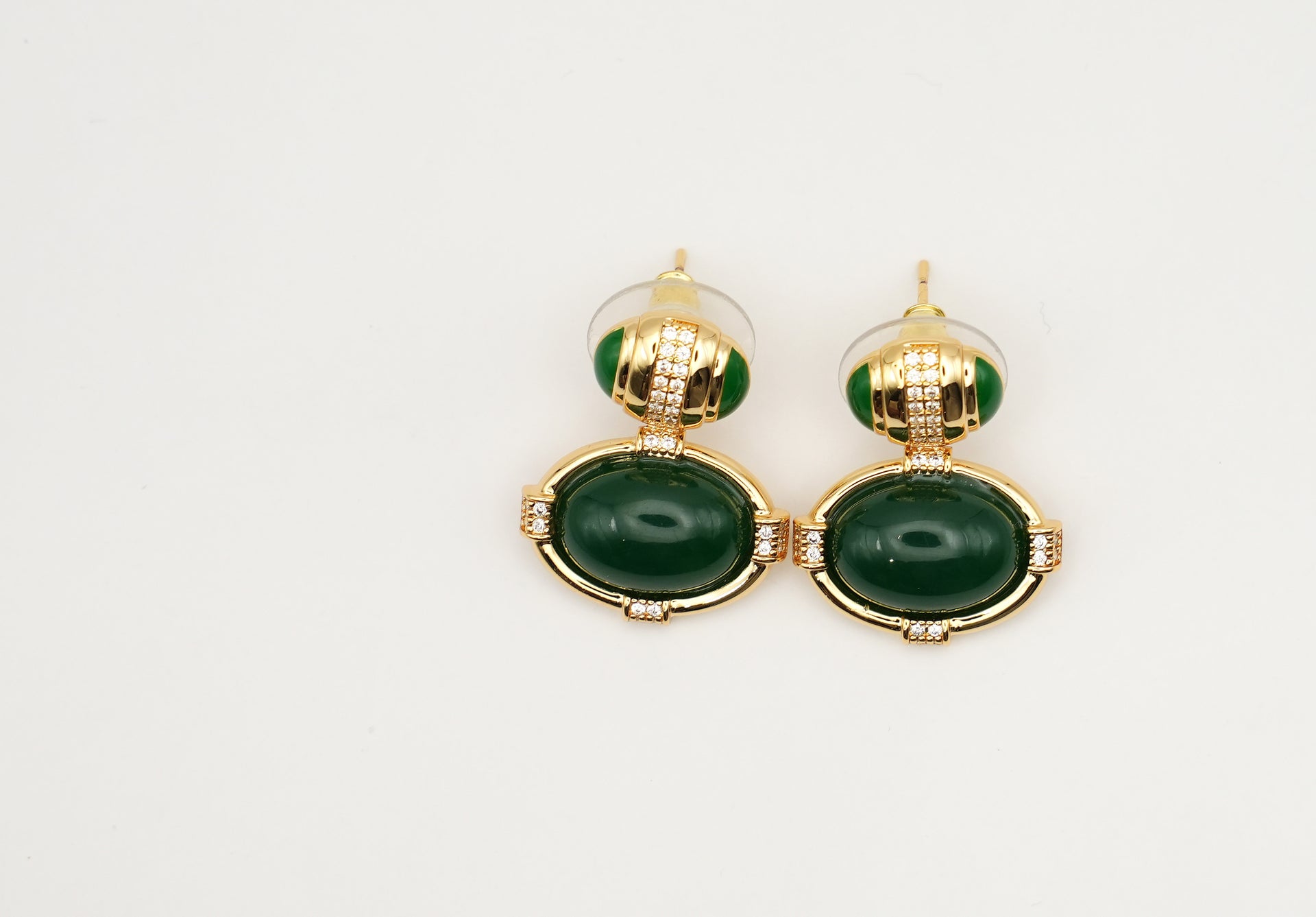 Orecchini cabochon corallo | Gold