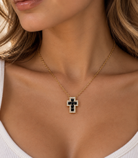 Collana Divine